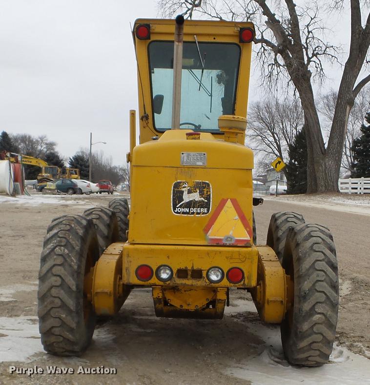 image for item EJ9000 John Deere 570A motor grader