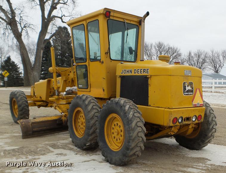 image for item EJ9000 John Deere 570A motor grader