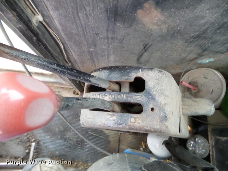 image for item EJ9000 John Deere 570A motor grader