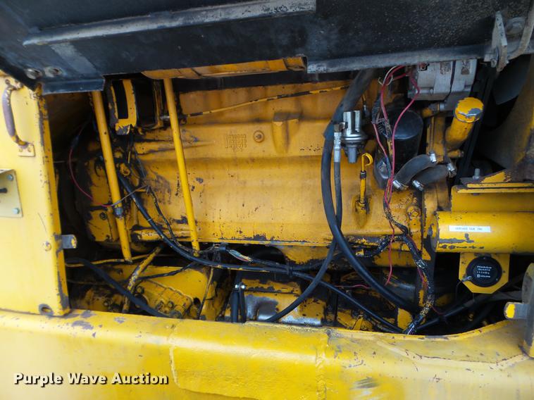 image for item EJ9000 John Deere 570A motor grader