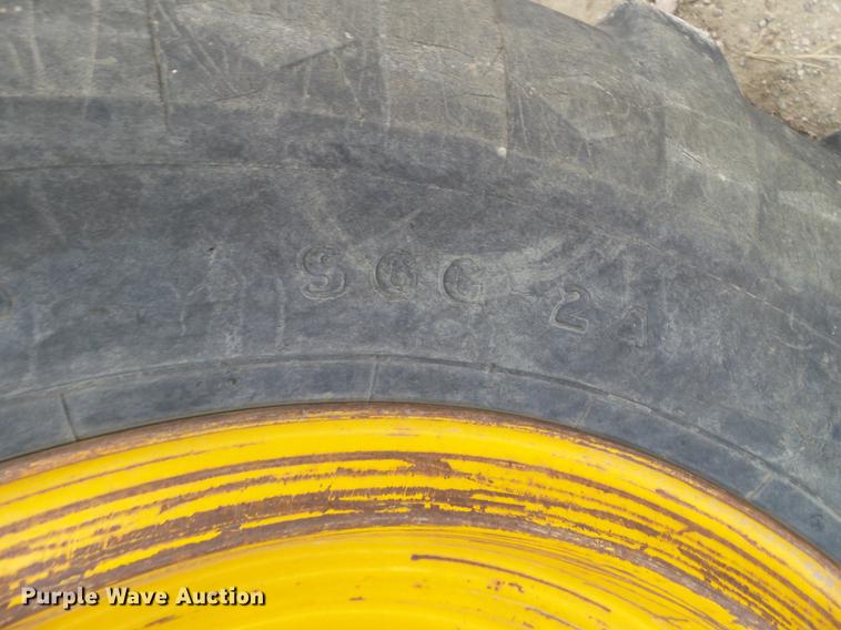 image for item EJ9000 John Deere 570A motor grader