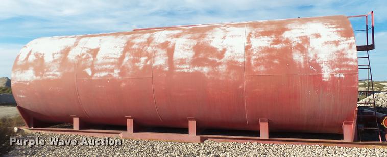 image for item EN9666 Water tank