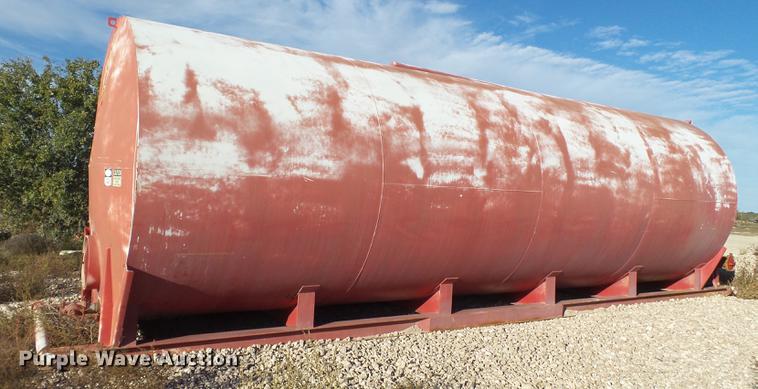 image for item EN9666 Water tank