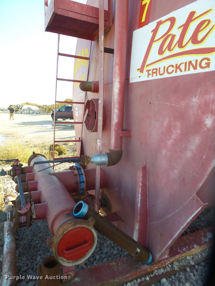 image for item EN9666 Water tank