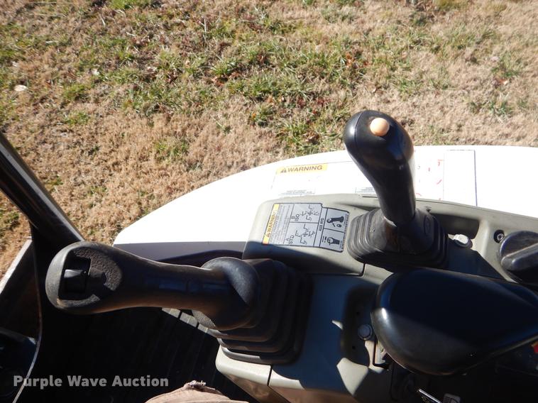 image for item ER9417 2014 Bobcat E26 mini excavator