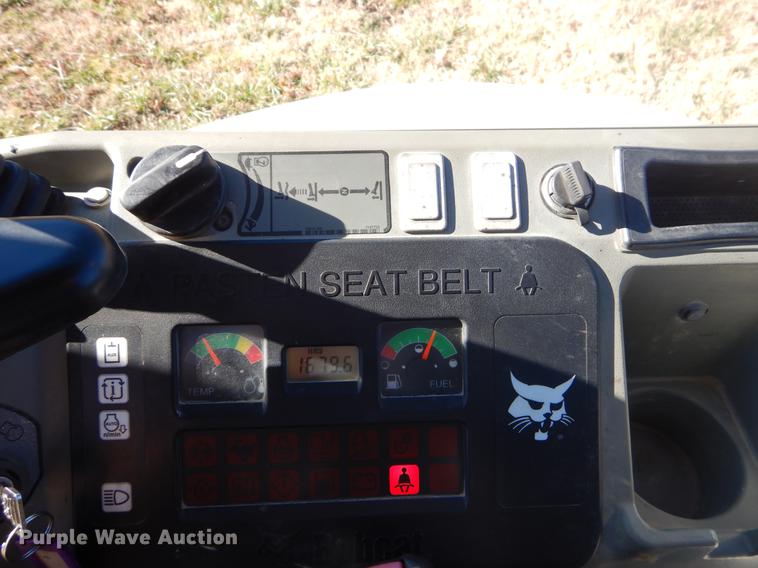 image for item ER9417 2014 Bobcat E26 mini excavator