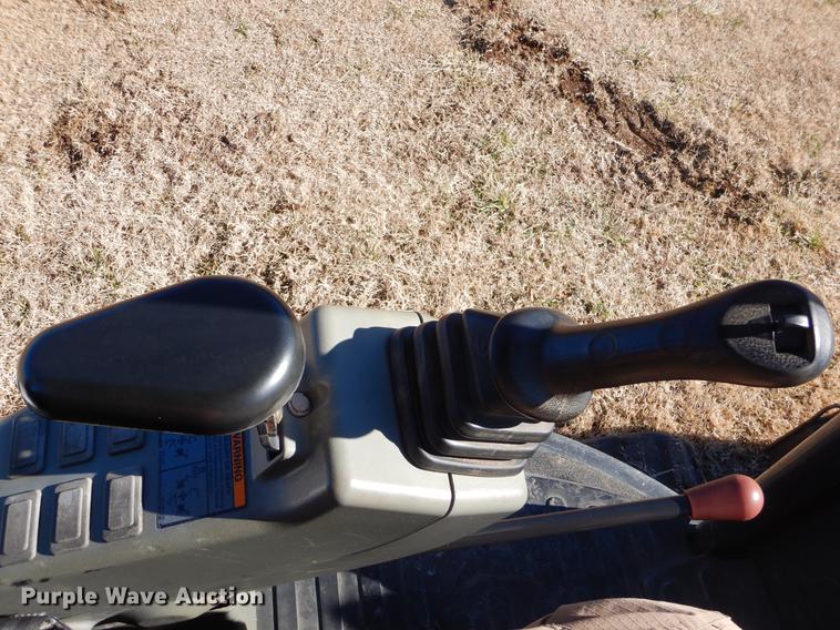 image for item ER9417 2014 Bobcat E26 mini excavator