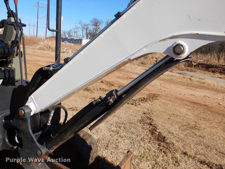image for item ER9417 2014 Bobcat E26 mini excavator