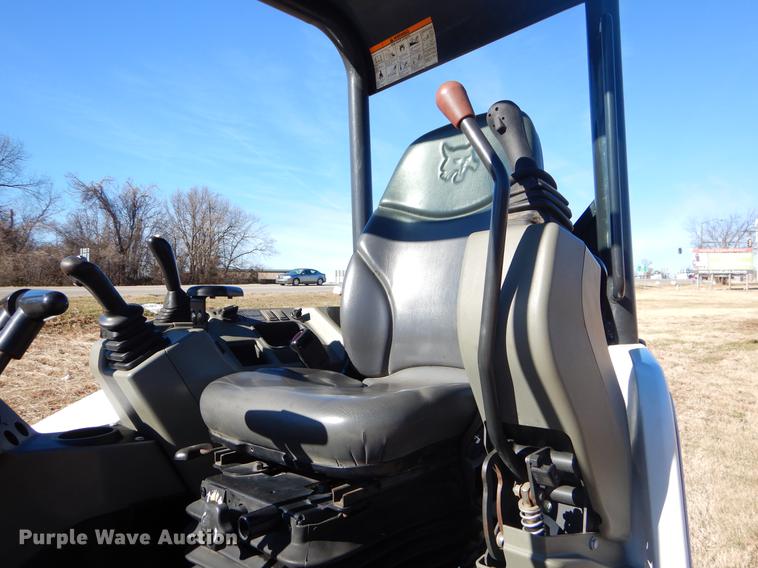 image for item ER9418 2015 Bobcat E32 mini excavator