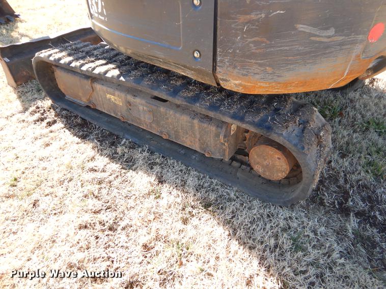 image for item ER9418 2015 Bobcat E32 mini excavator