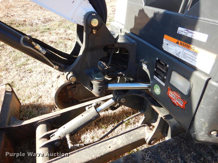 image for item ER9418 2015 Bobcat E32 mini excavator