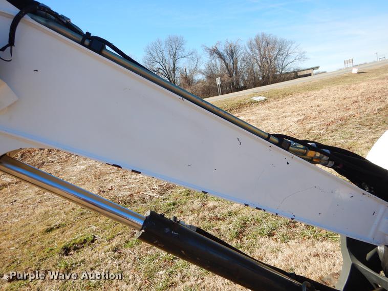 image for item ER9418 2015 Bobcat E32 mini excavator