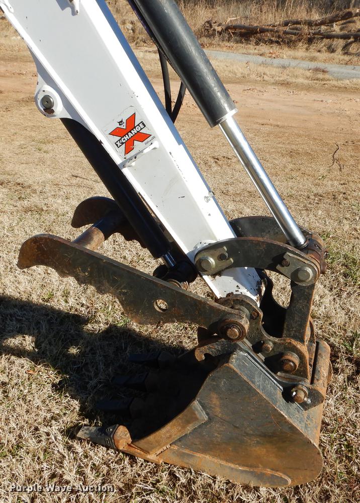 image for item ER9418 2015 Bobcat E32 mini excavator
