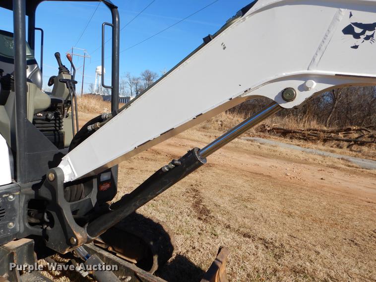 image for item ER9418 2015 Bobcat E32 mini excavator