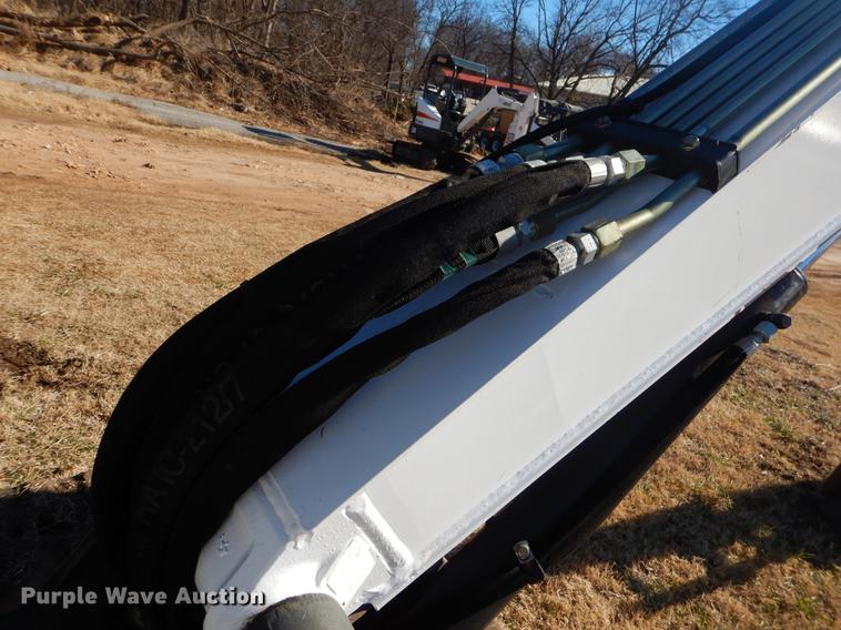 image for item ER9418 2015 Bobcat E32 mini excavator