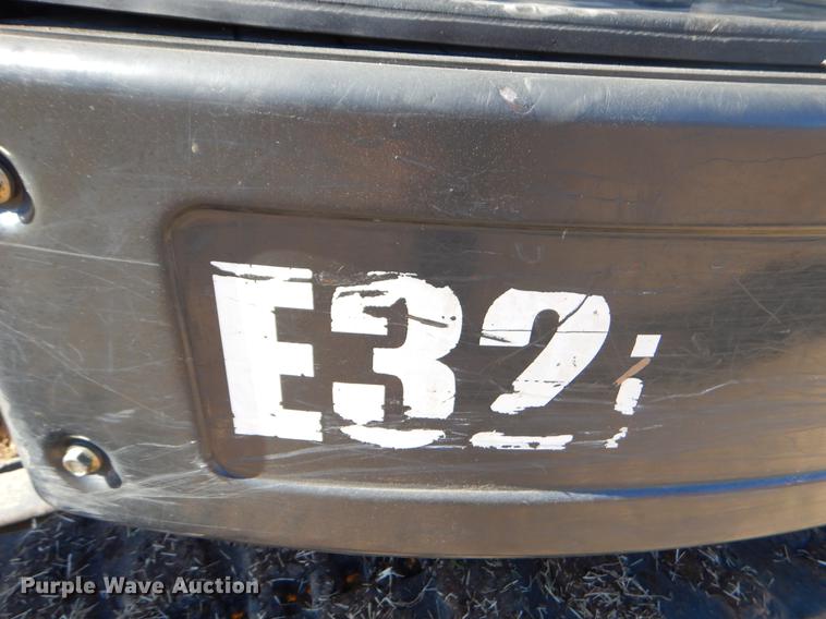 image for item ER9418 2015 Bobcat E32 mini excavator