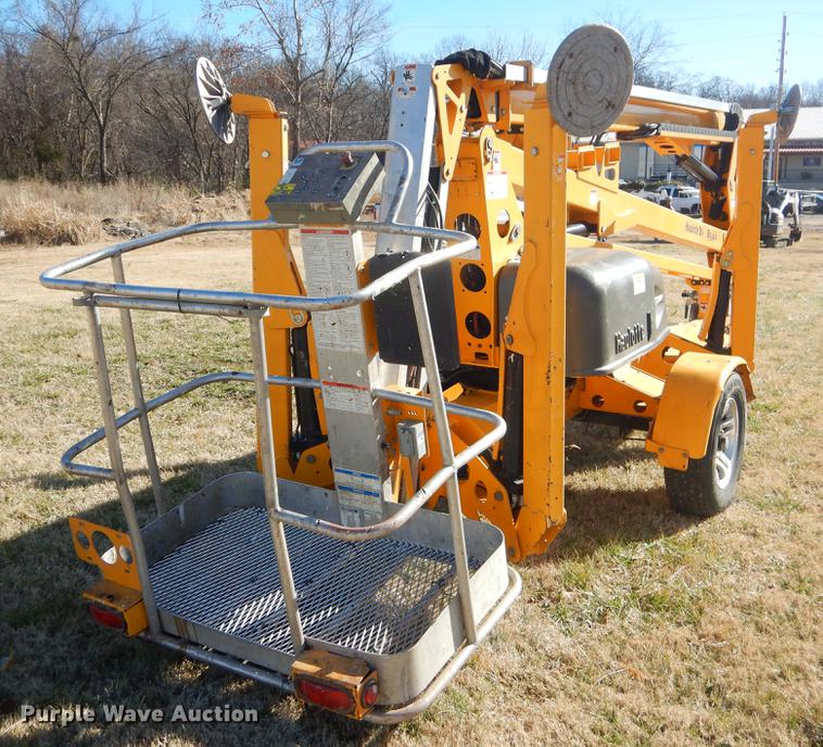 image for item ER9419 2011 Biljax 4527A boom lift