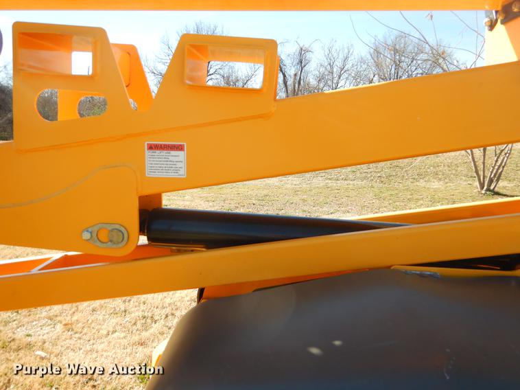 image for item ER9419 2011 Biljax 4527A boom lift