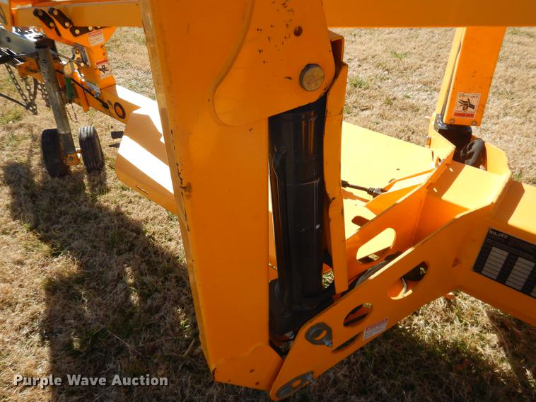 image for item ER9419 2011 Biljax 4527A boom lift