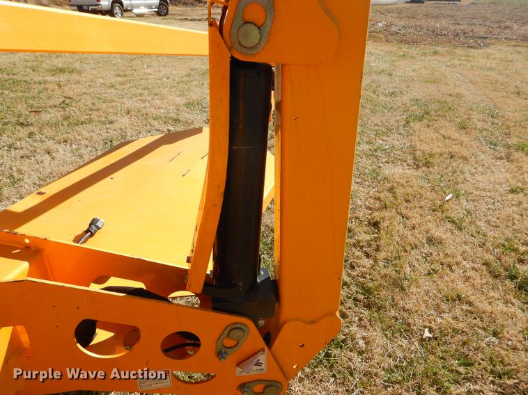 image for item ER9419 2011 Biljax 4527A boom lift