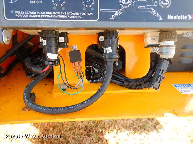 image for item ER9419 2011 Biljax 4527A boom lift