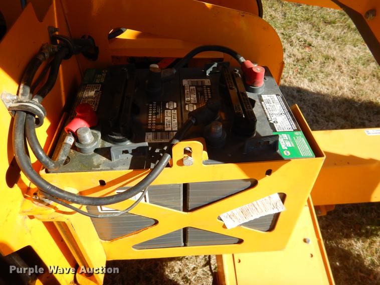 image for item ER9419 2011 Biljax 4527A boom lift