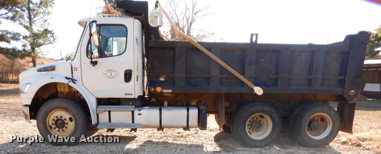 image for item EW9676 2011 Freightliner Business Class M2 dump truck