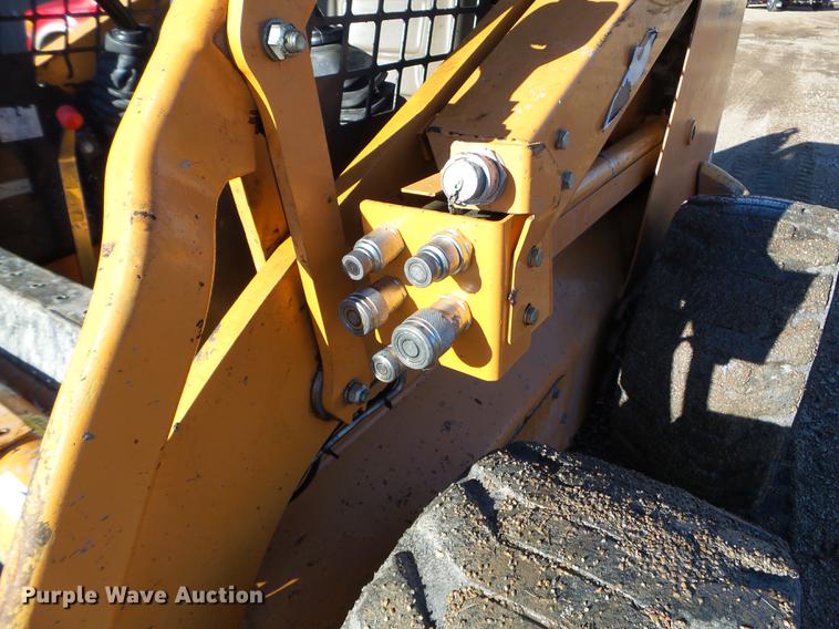 image for item EW9876 2010 Case 450 Series 3 skid steer