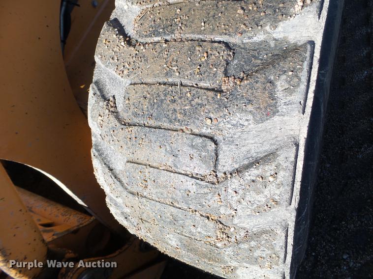 image for item EW9876 2010 Case 450 Series 3 skid steer