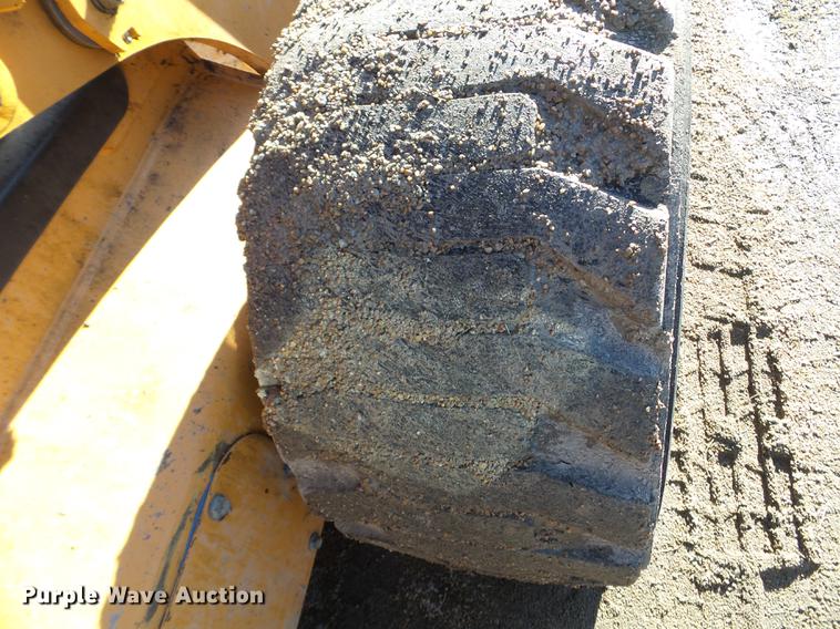 image for item EW9876 2010 Case 450 Series 3 skid steer