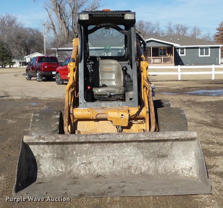 image for item EW9877 2009 Case 450 Series 3 skid steer