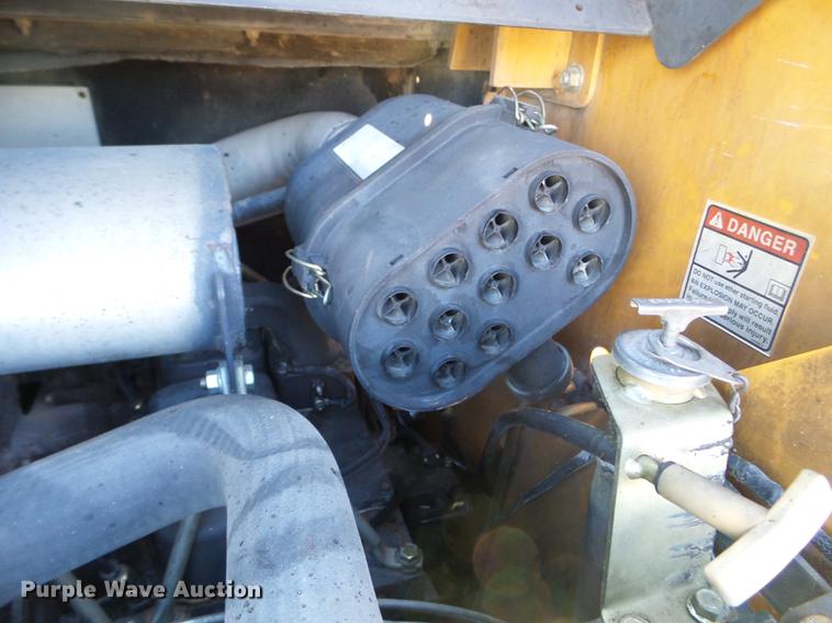 image for item EW9877 2009 Case 450 Series 3 skid steer