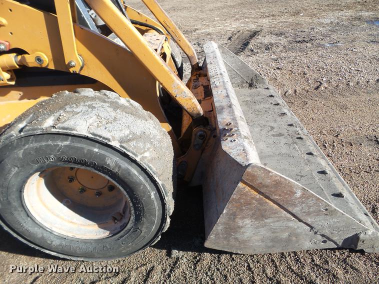 image for item EW9877 2009 Case 450 Series 3 skid steer