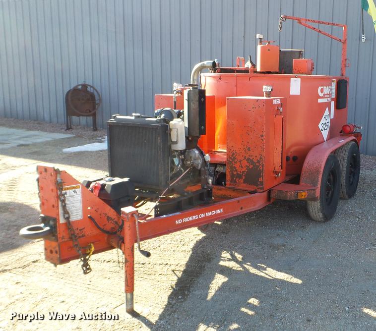 image for item EW9878 2000 Crafco EZ Pour 200D melter applicator