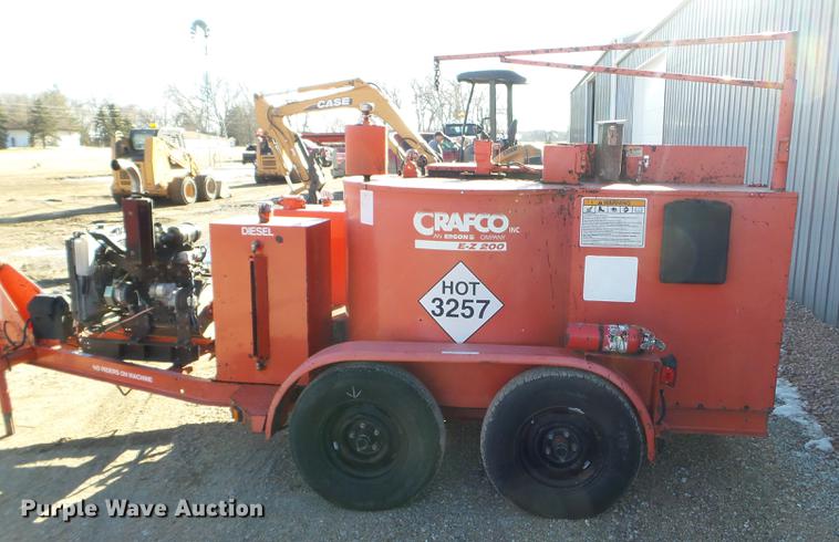 image for item EW9878 2000 Crafco EZ Pour 200D melter applicator