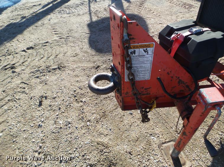 image for item EW9878 2000 Crafco EZ Pour 200D melter applicator