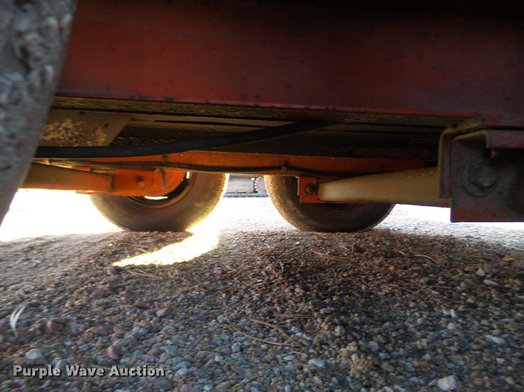 image for item EW9878 2000 Crafco EZ Pour 200D melter applicator