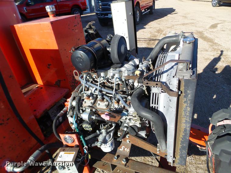 image for item EW9878 2000 Crafco EZ Pour 200D melter applicator