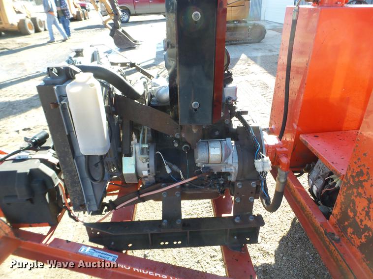 image for item EW9878 2000 Crafco EZ Pour 200D melter applicator