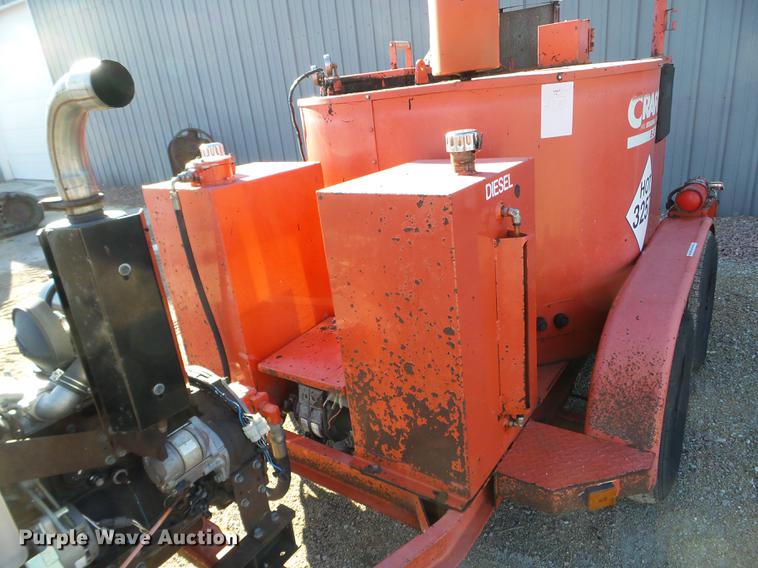 image for item EW9878 2000 Crafco EZ Pour 200D melter applicator