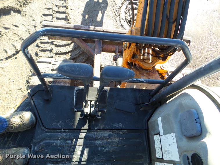 image for item EW9879 2007 Case CX50B mini excavator