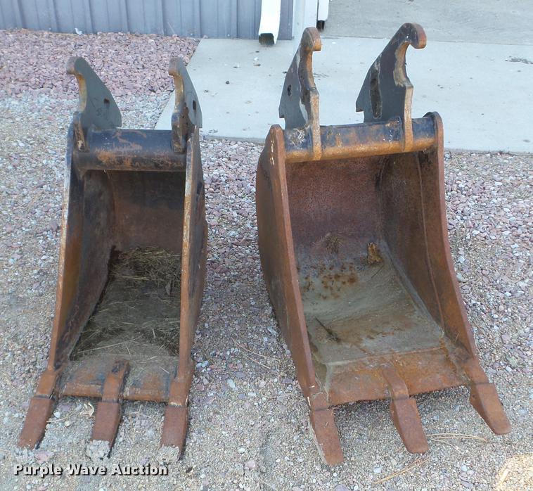 image for item EW9879 2007 Case CX50B mini excavator