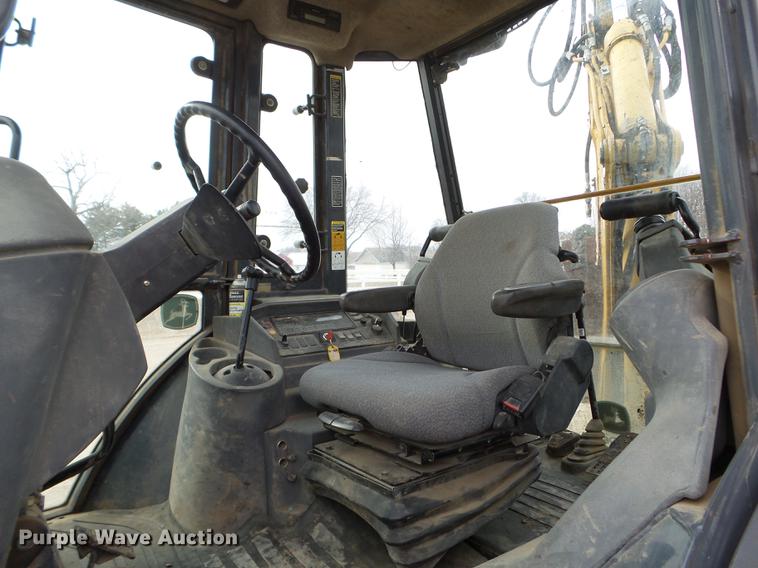 image for item EW9881 2005 John Deere 310G backhoe