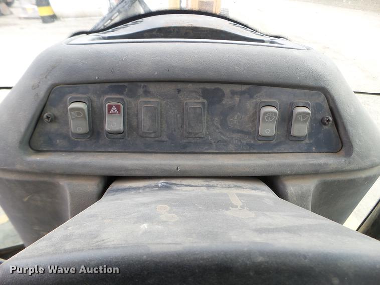 image for item EW9881 2005 John Deere 310G backhoe