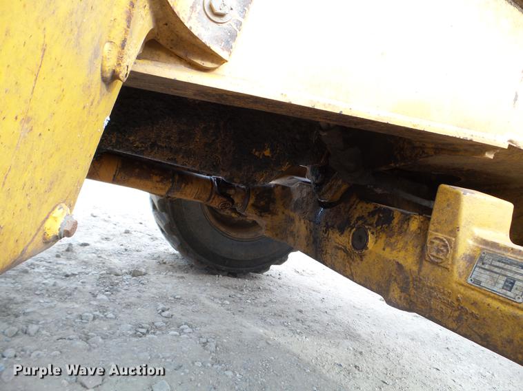 image for item EW9881 2005 John Deere 310G backhoe