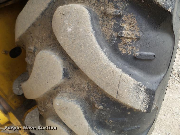 image for item EW9881 2005 John Deere 310G backhoe