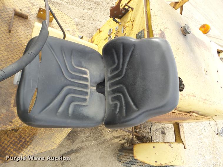 image for item EW9883 Arrow 400 breaker