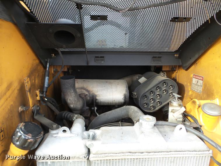 image for item EW9885 2008 Case 450CT Series 3 skid steer