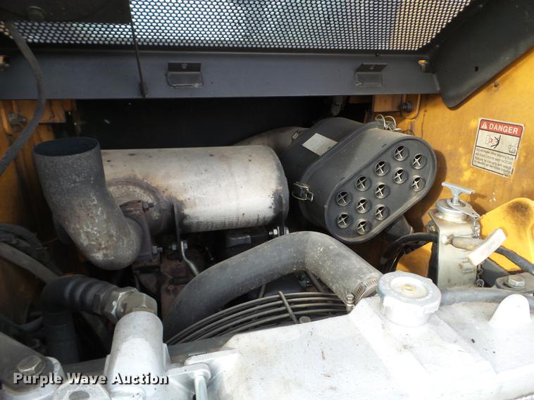 image for item EW9885 2008 Case 450CT Series 3 skid steer