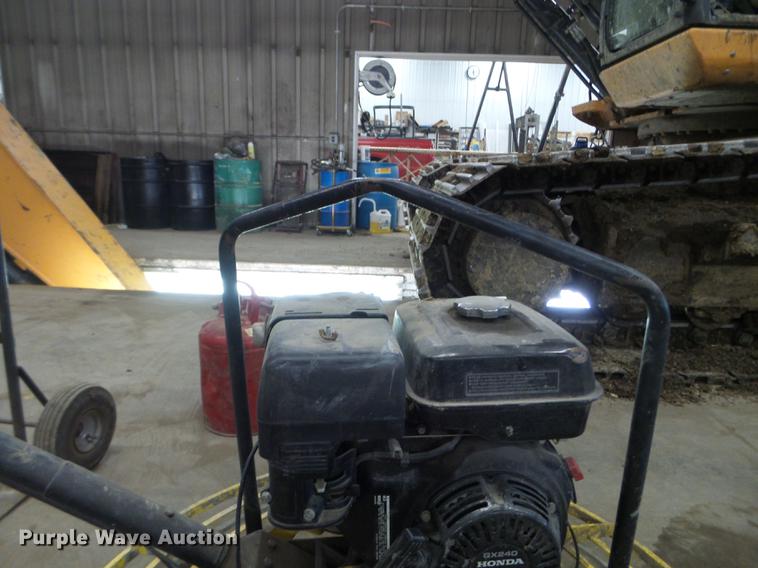 image for item EW9887 (2) power trowels